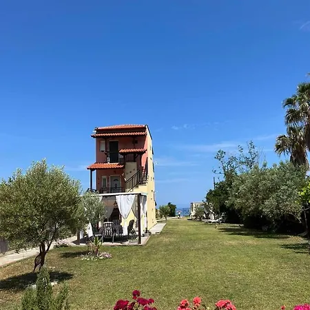 Lia's House Apartment *